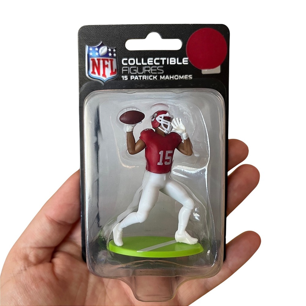 NFL Collectible Figure Patrick Mahomes #15 Kansas City Chiefs Football Figurine